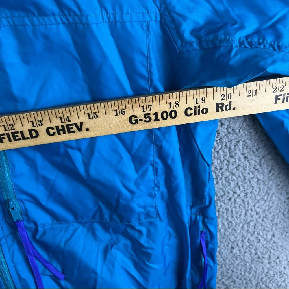 zipped windbreaker
